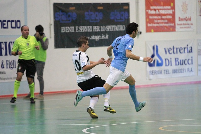 能否重回巅峰？小卡过去五场场均27.2分 三项命中率高得离谱.